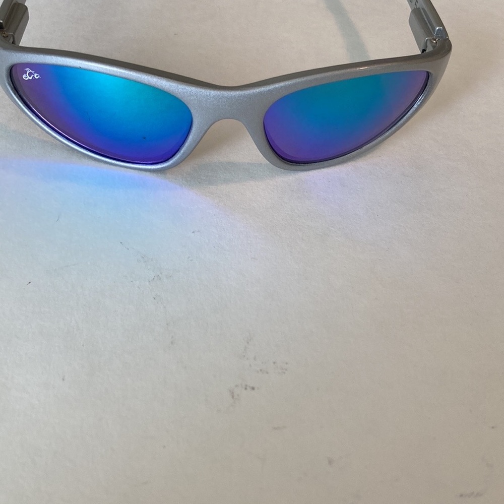 Sunglasses - Picture 6 of 9